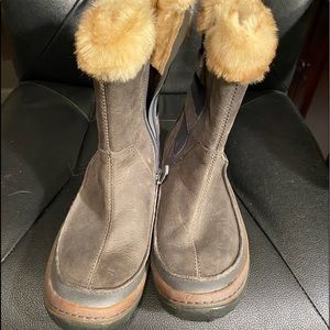 Merrill Woman’s Wild Dove Waterproof Winter Boots, Brown